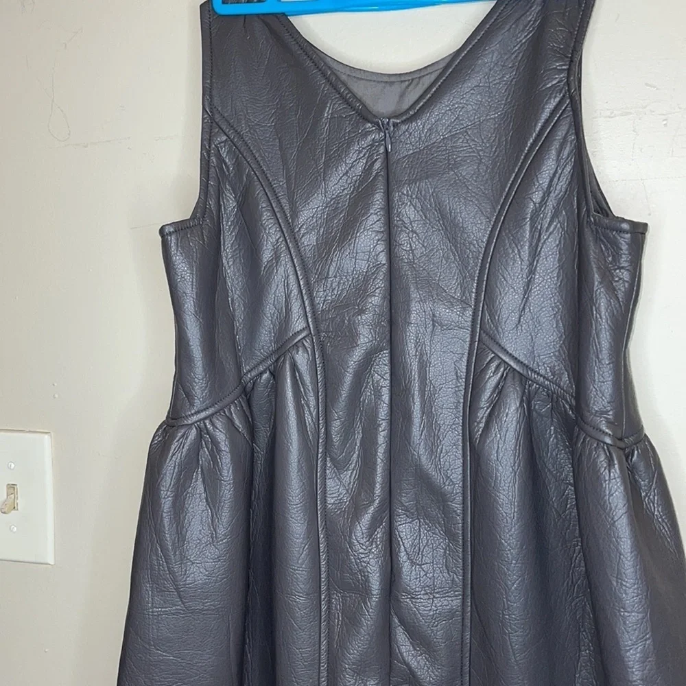 Minimal Girls PU Faux Leather Sleeveless Babydoll Dress Size 16 Youth